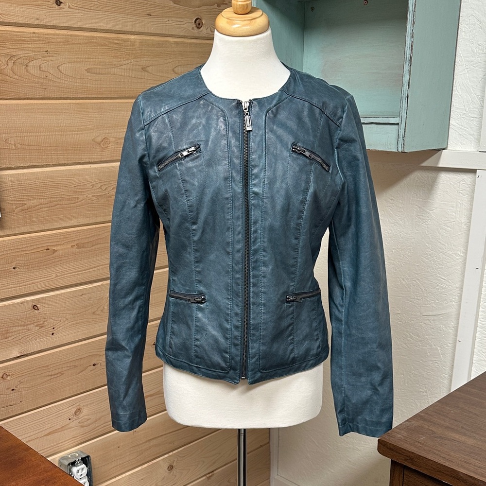 Yest Fashions Women's Blue Leather Jacket